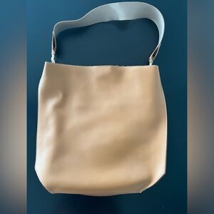 Tan leather shoulder bag